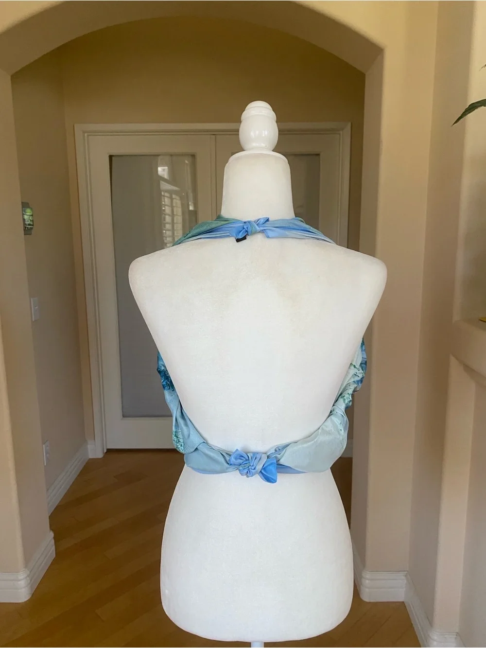 N/A elegant silk